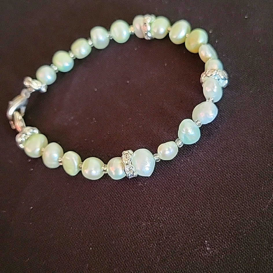 Handcrafted Genuine Pearl Bracelet